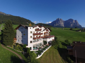 Отель Parc Hotel Tyrol, Кастельротто